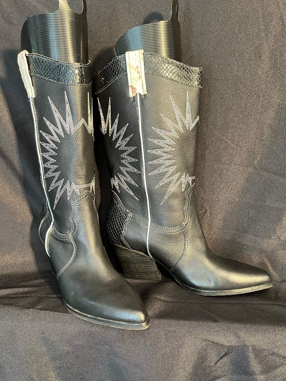 Dolce Vita Women's Black Leather Western Style Boot